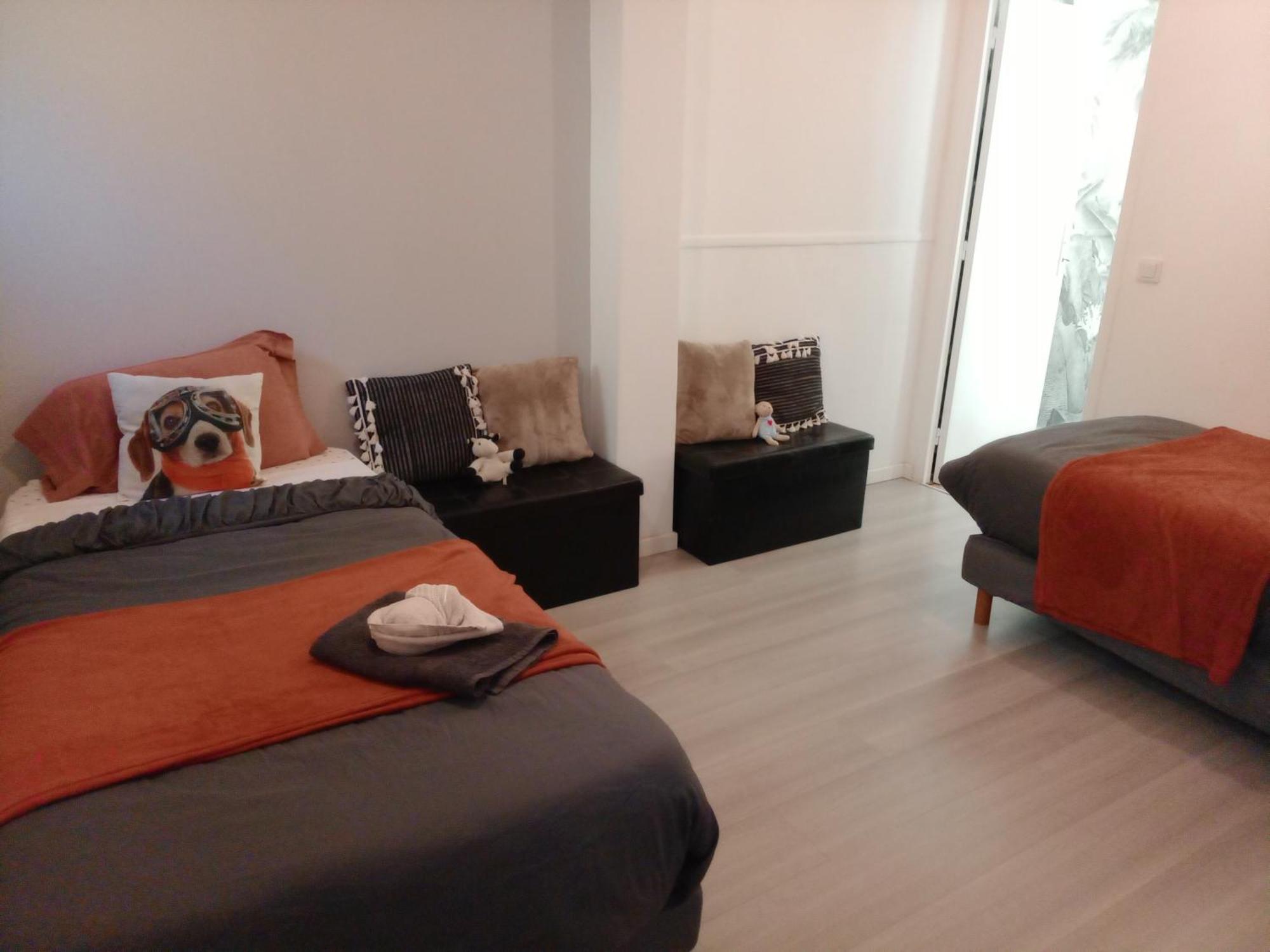 Reve D'Azur: Beachfront Villa with Shared Pool and BBQ Terrace Sainte-Maxime Exterior photo